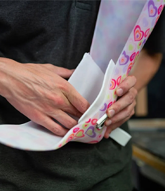 Ambalaj din plastic pentru vesela alimentară de unică folosință